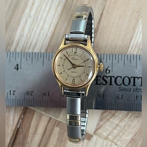 Timex Ladies Watch Vintage Two Tone Stretch Bracelet Gold Tone Dial - Picture 7 of 11